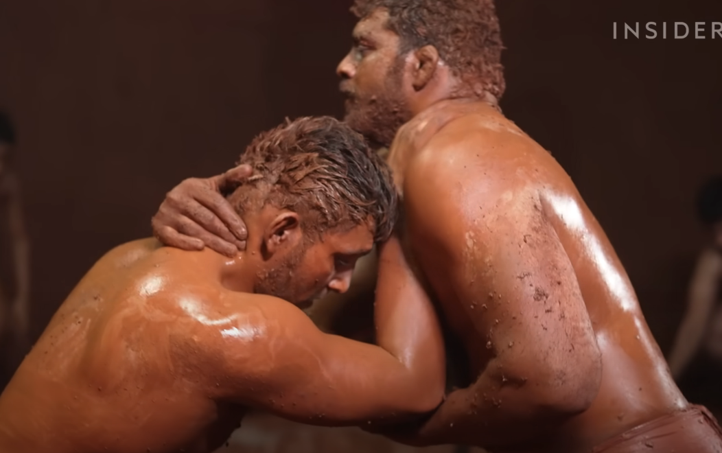 Они все мокрые, не уцепиться