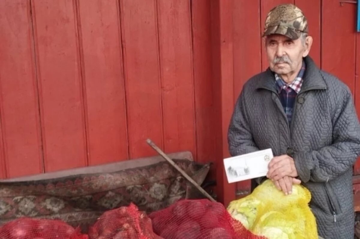    В Кузбассе более 9 тысяч семей получили по 80 кг бесплатных овощей