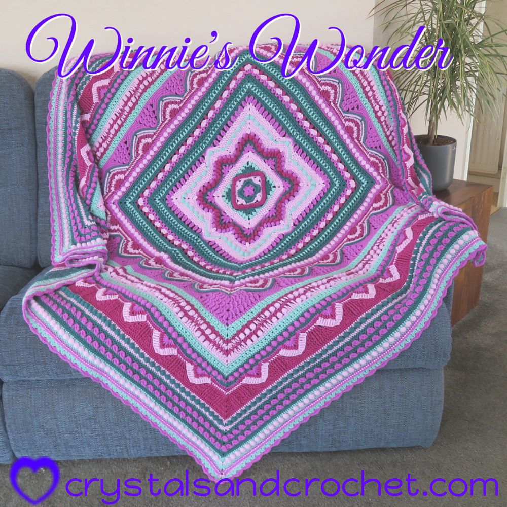    Плед крючком Winnie's Wonder от Helen Srimpton   
Источник: crystalsandcrochet.com