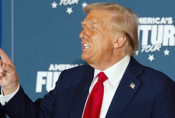    Дональд Трамп