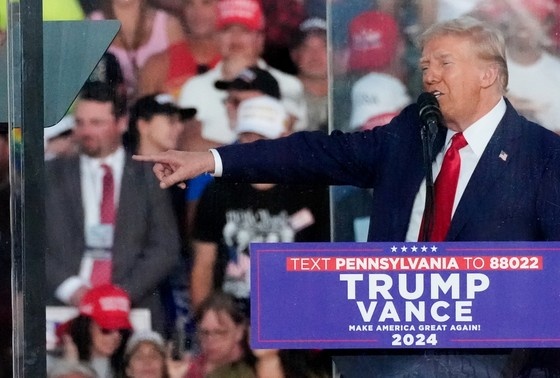    Дональд Трамп