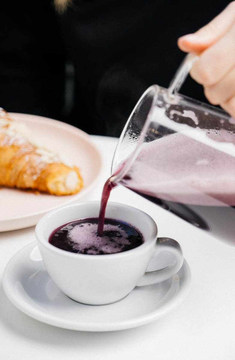 Фото: Анчан с черной смородиной в rockets.concept store