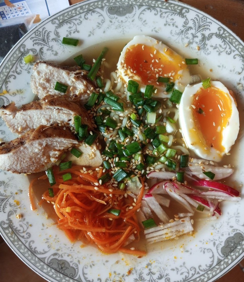 Мой рамен. Яйца не маринованные