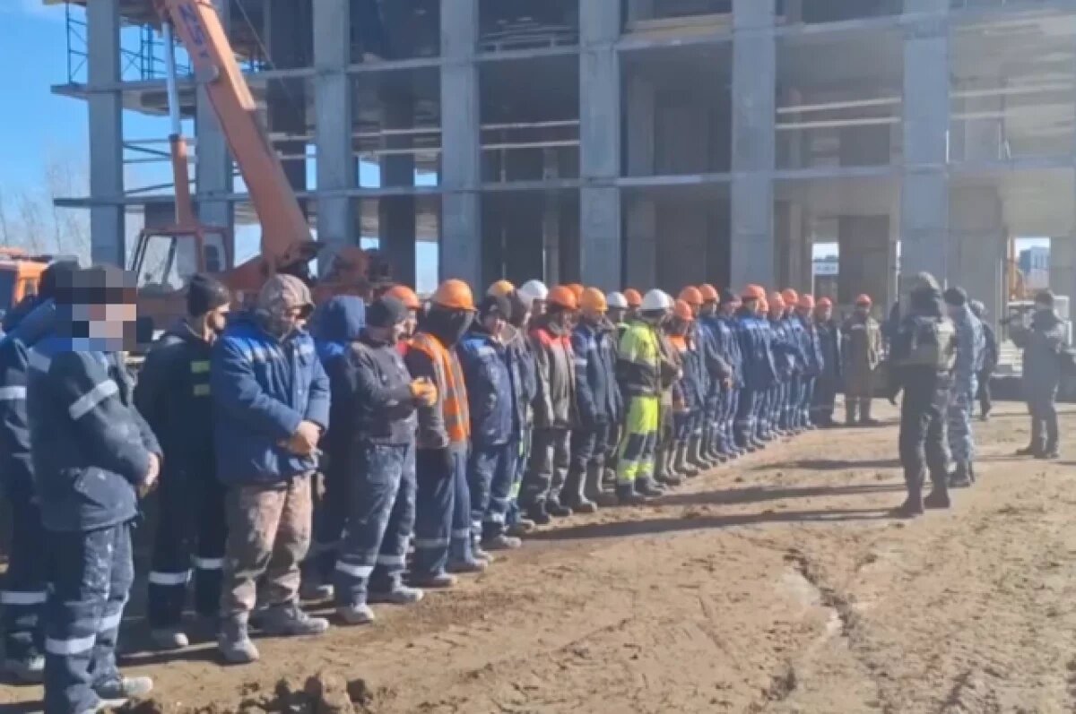    На строительстве тюменского ЖК задержали 36 мигрантов