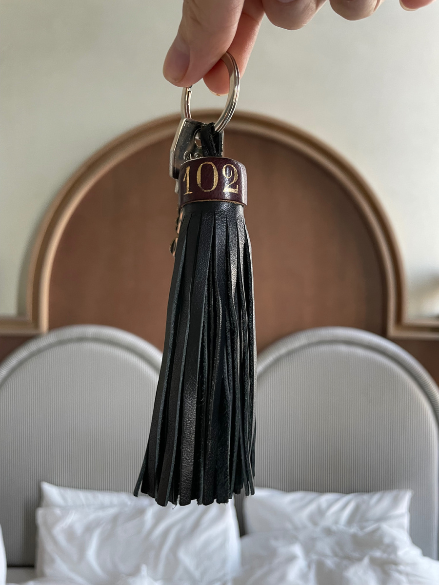 Ключ на традиционном брелке 