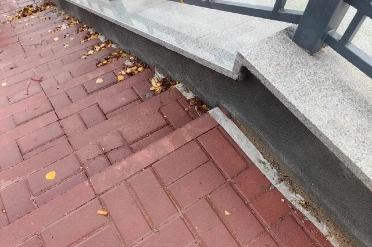    В Калуге на Яченской набережной проверили четыре новые лестницы