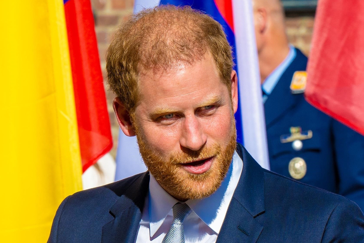     «Лысеющий муж Меган Маркл»: принца Гарри унизили на американском телевидении