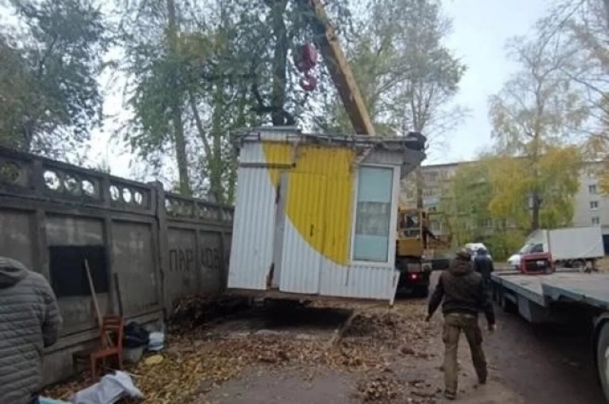    Улицы Ульяновска освобождают от незаконных объектов и брошенных авто