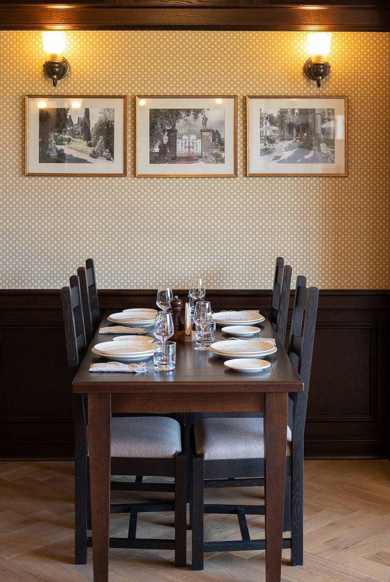 Ресторан A la carte. Английская елка, Coswick Дуб Пастель