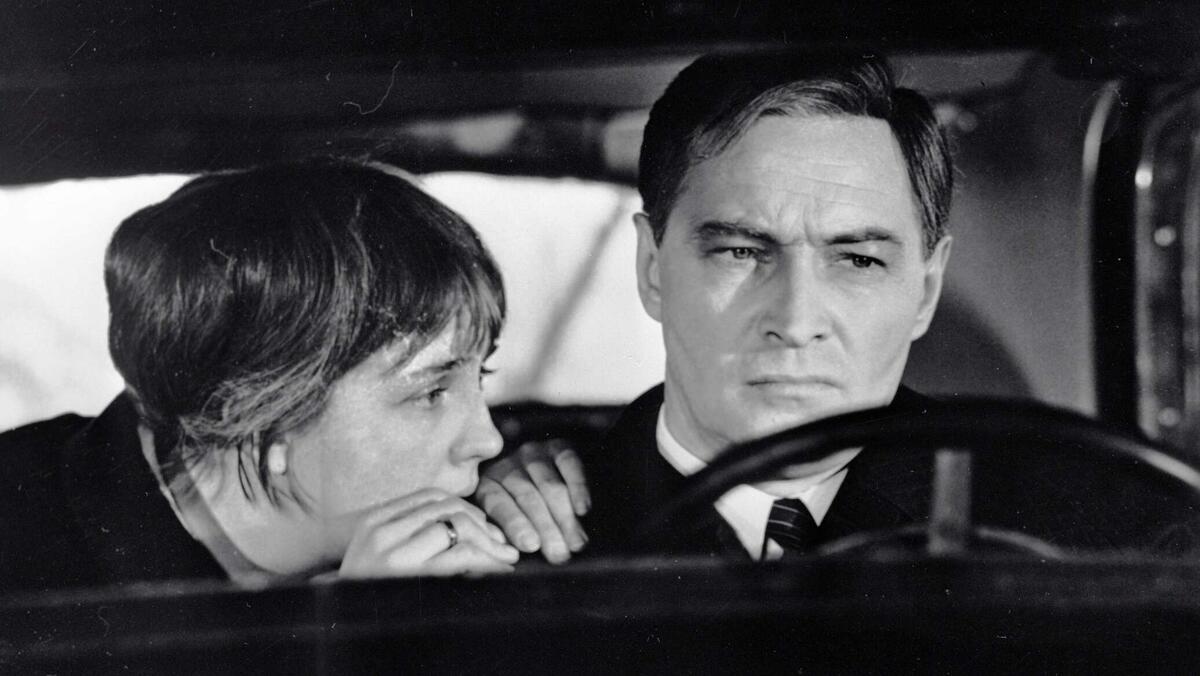 Кадр из советского сериала.