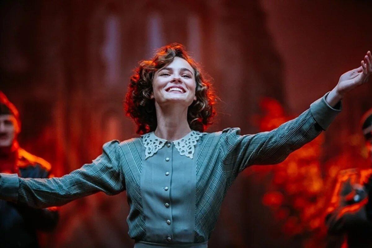    Ангелина Стречина в роли Галины Ковровой.