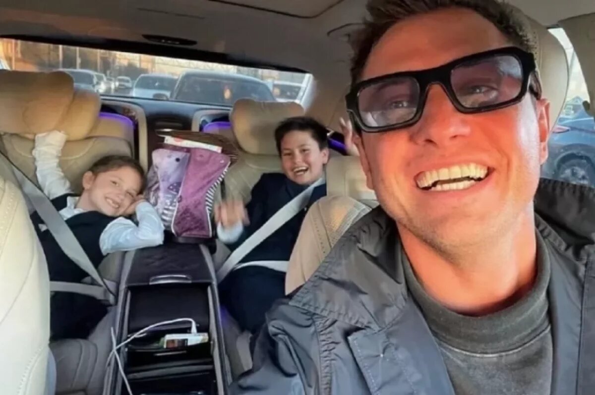    Сын новосибирского актера Прилучного отписался в соцсетях от родной матери