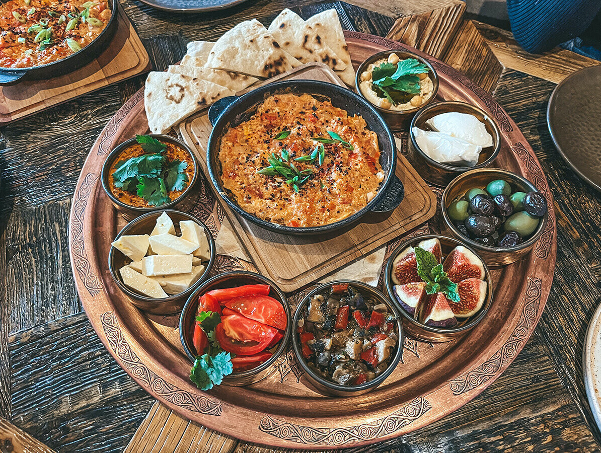 Турецкий завтрак в ресторане «Кочевники»