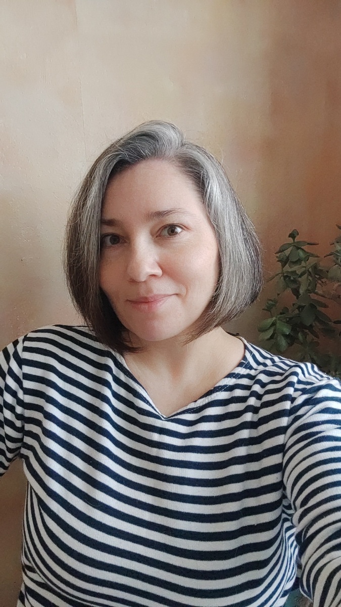 Волосы уложенные водой...