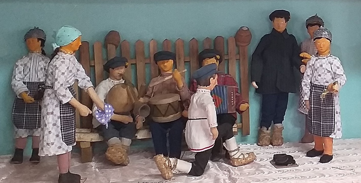 Сцена деревенской жизни. Работа Т.Дверенина. Деревня Сюндюково.