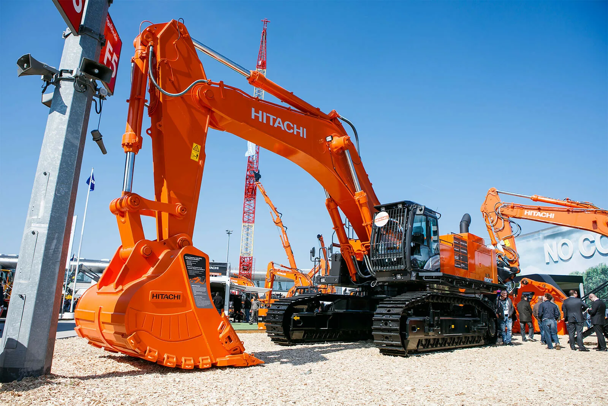 HITACHI - особенности электрики спецтехники