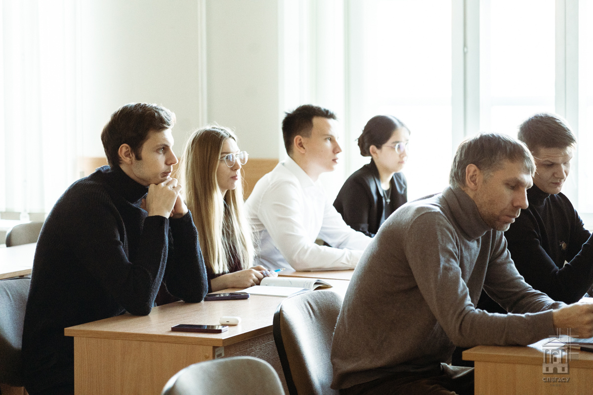Участники научно-практического семинара «Магистерские чтения»