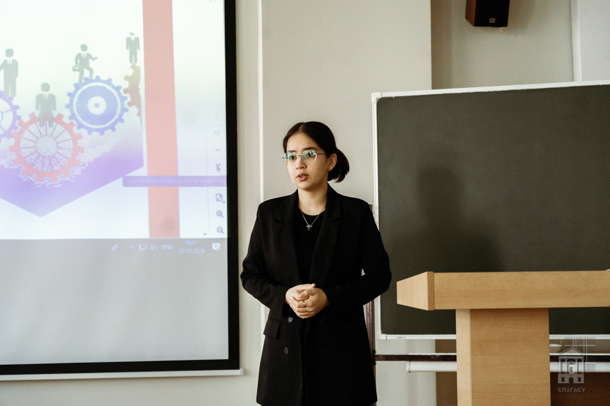 Айгуль Ораздурдыева