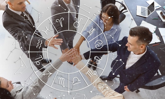    Нужны Лошадь-трудяга и Лев-руководитель