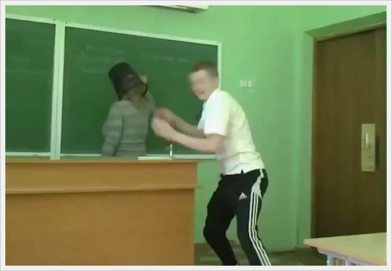 А здесь мусорное ведро