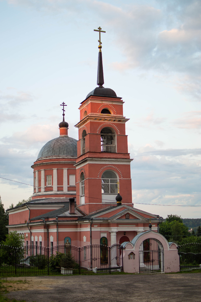 Вид с западной стороны