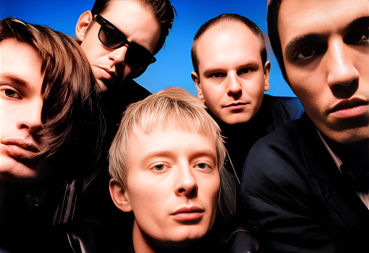 Группа Radiohead (фото из открытых источников) В середине - Том Йорк