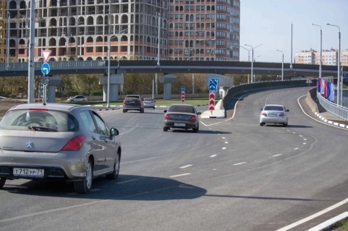    По мосту через Упу в Туле в октябре проехало около 500 тыс. автомобилей