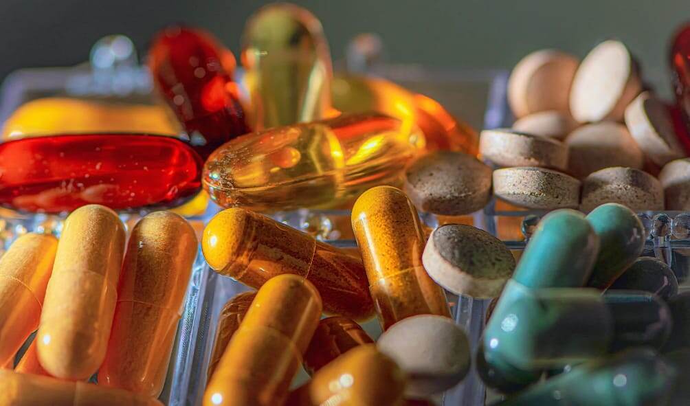 Фото взято в приложении  Canva