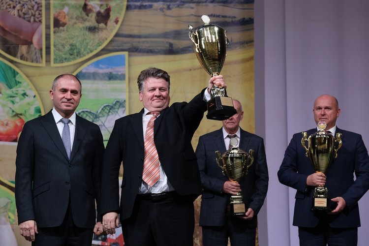    Предварительные итоги сельхозгода подвели в Ростовской области