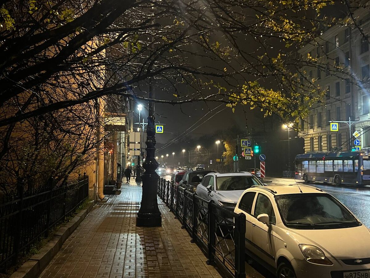 Красивые вечерние прогулки в Петербурге