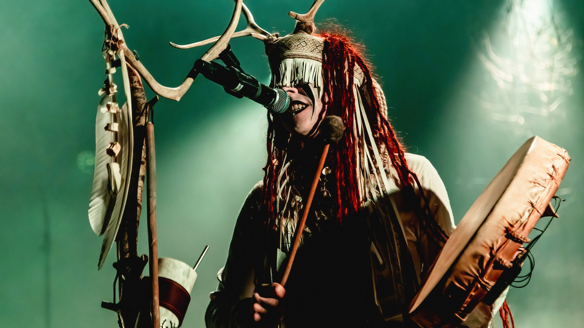 Выступление группы Heilung в Милане, 9 декабря 2022 года © SOPA Images/Getty Images