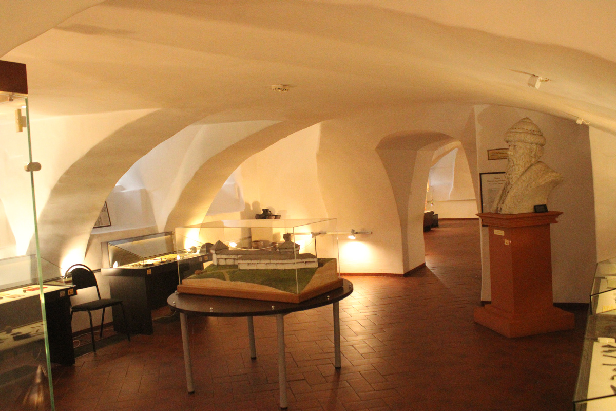 Цокольный этаж