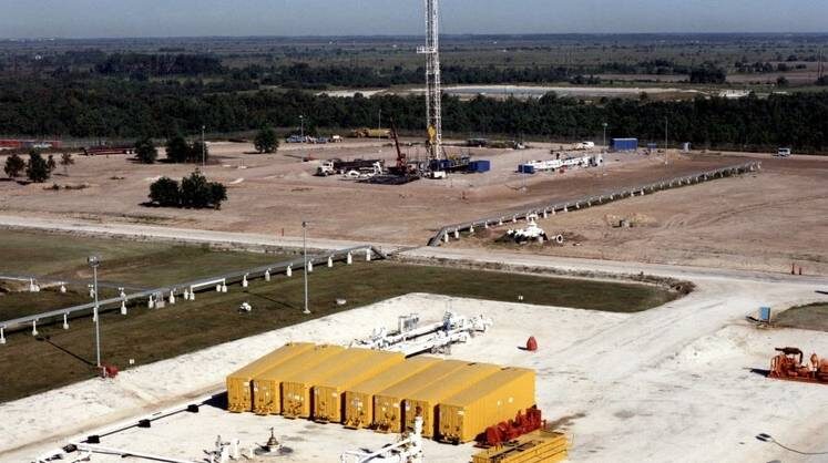    Изображение является общественным достоянием Одно из хранилищ Стратегического нефтяного резерва США