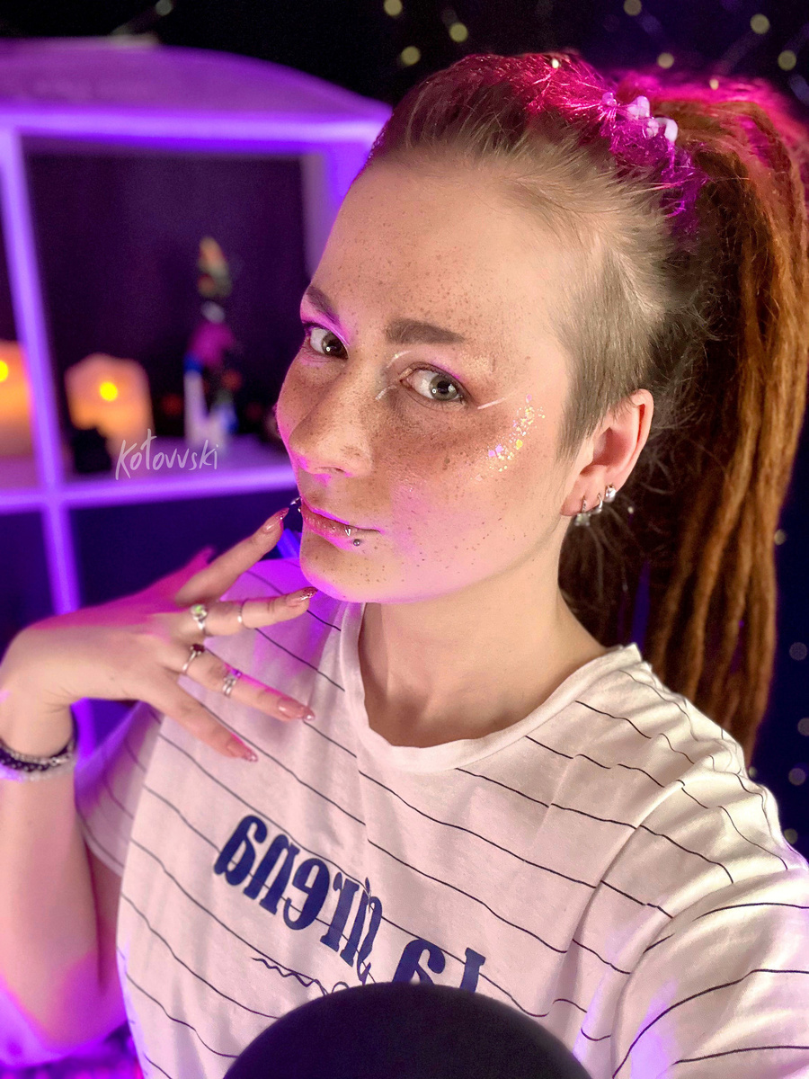 Приветствую! На связи Котовски. Здесь делюсь своими мыслями, видюшками и уникальным вайбом. Надеюсь, мой контент вдохновит тебя и подарит море положительных эмоций. Добро пожаловать! Не стесняйся подписываться и заглядывать ко мне почаще ;)