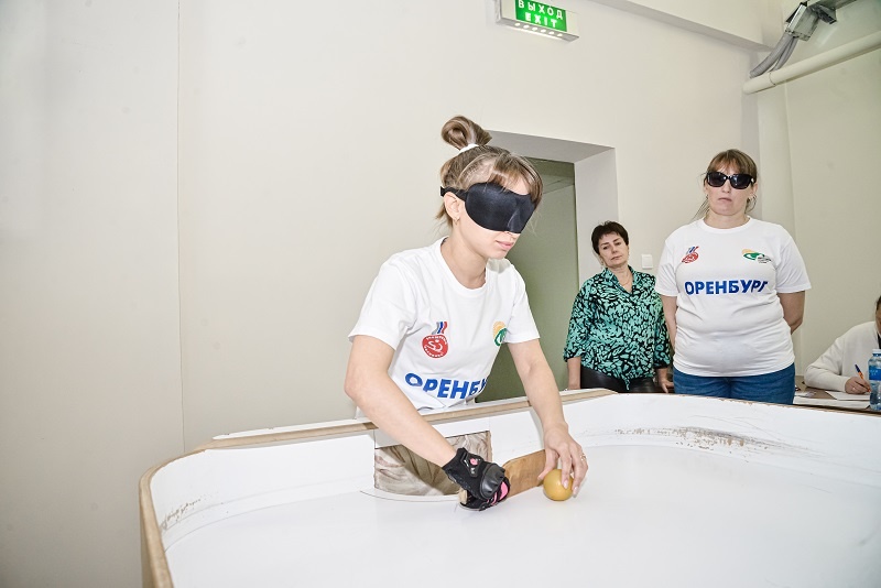  📷    В Оренбуржье прошел турнир по настольному теннису для жителей с ограничением зрения Марина Шарт