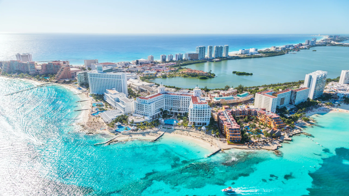 Пляж Канкун. Ресурс: ru.trip.com