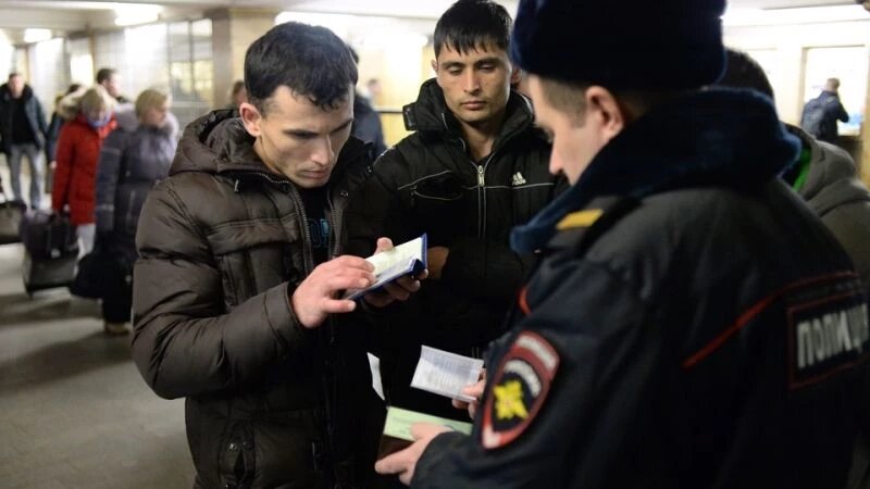     Мигранты. 22.мвд.рф