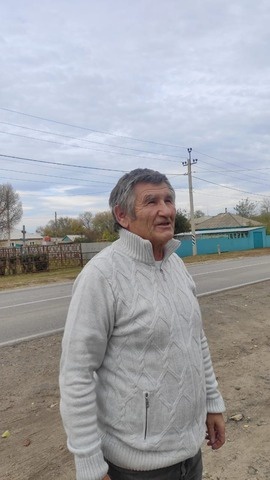    Глава администрации Колундаевского сельского поселения Павел Бедарев, майор в отставке, готов взять подростков на поруки. / Фото: Елена Яковлева