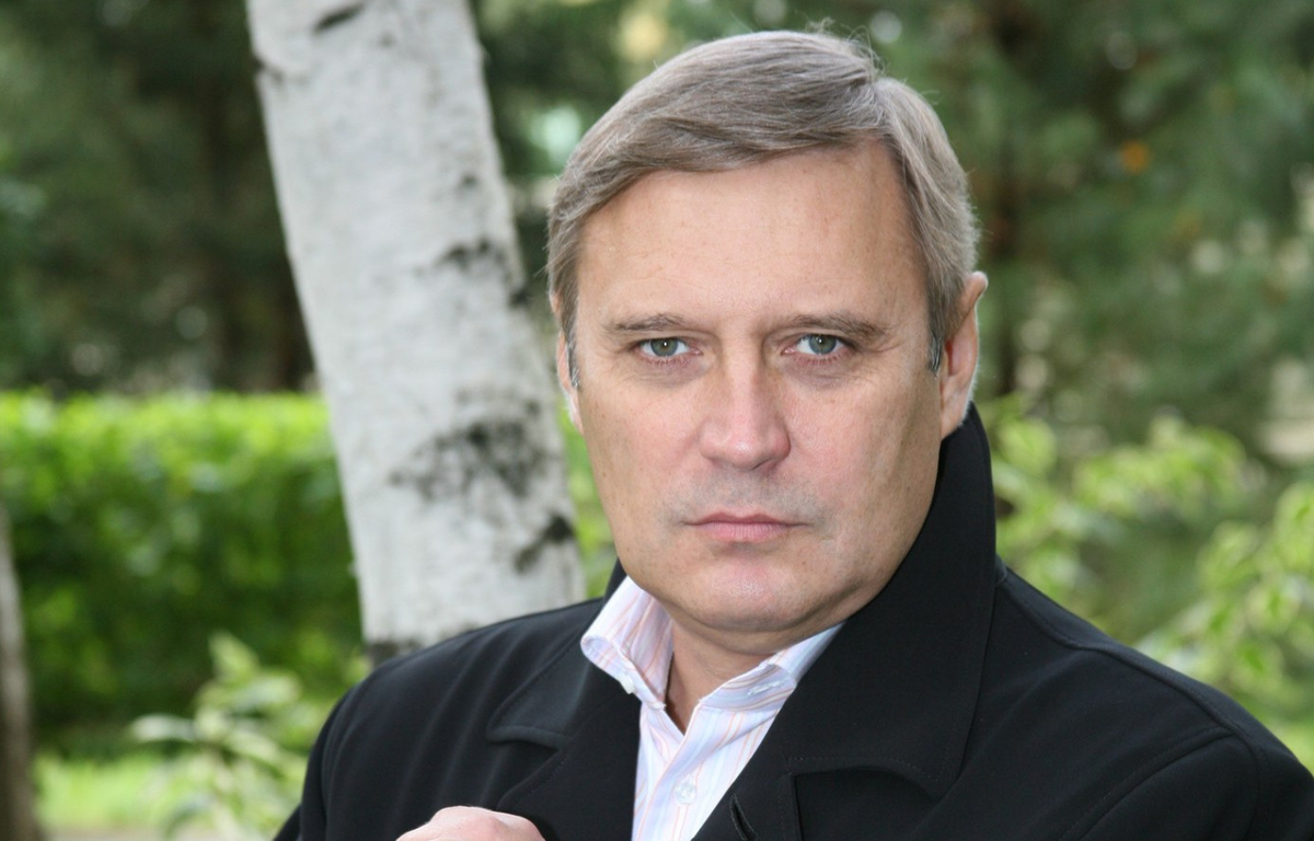 Касьянов родился в Солнцево. Можно легко именовать себя "Солнцевским"