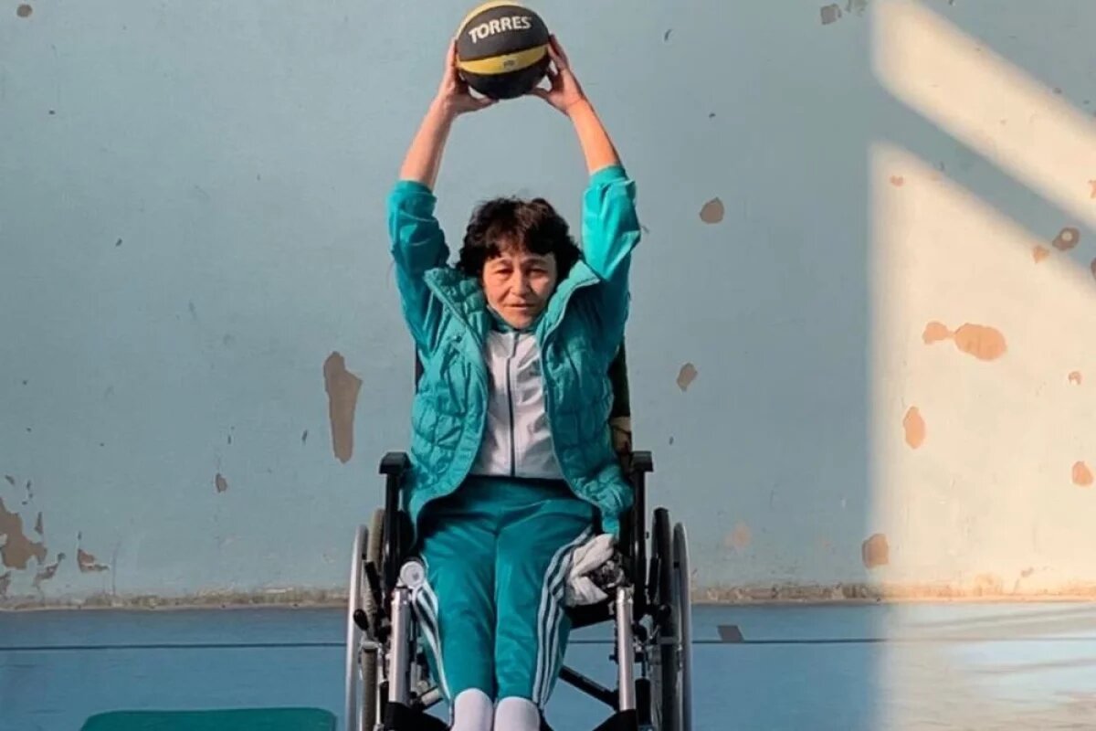    Колясочница из Нефтекумска требует взять её на краевые состязания 7 ноября