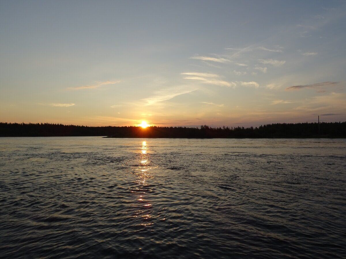 Рассвет на реке Сегежа