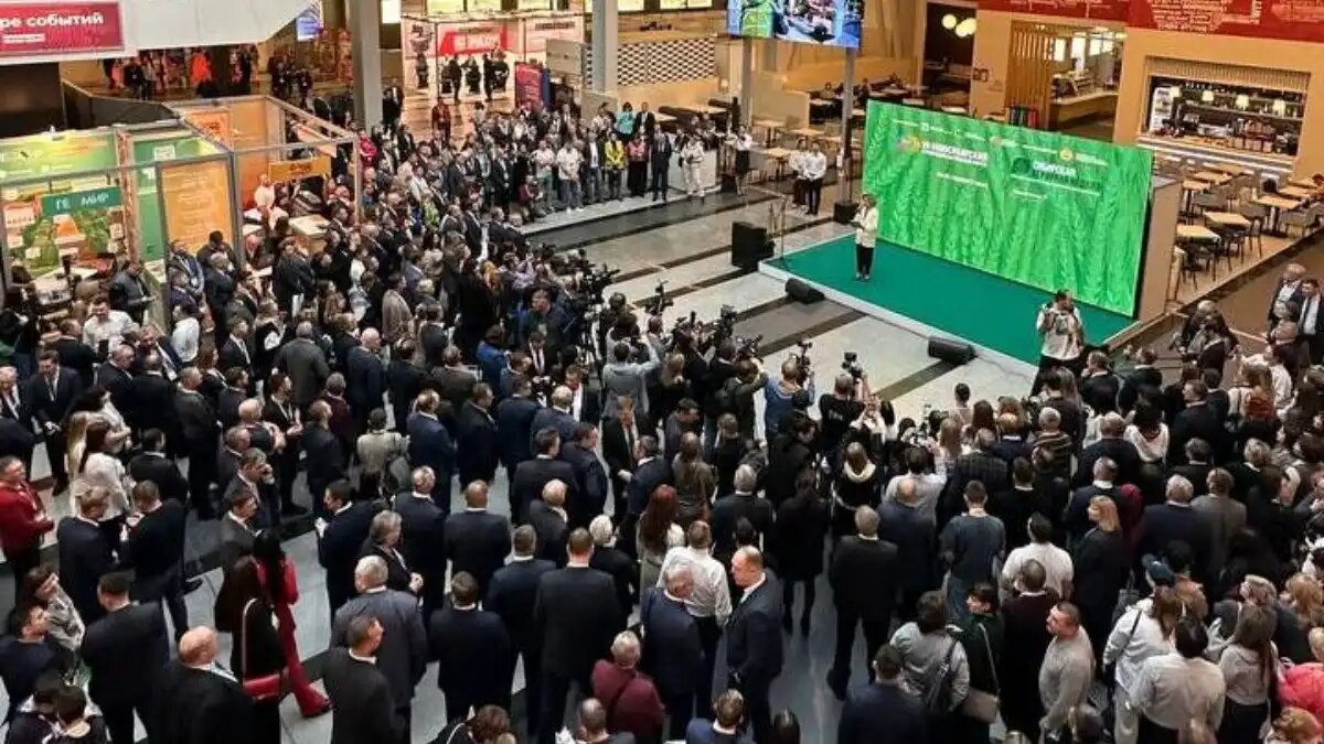 Фото: sibagroweek.ru Торжественное открытие Сибирской аграрной недели 2024