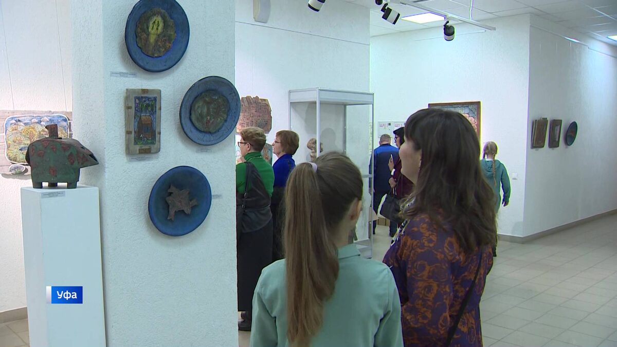    Господство цвета и фактур: в музее Нестерова открылась выставка заслуженного художника Башкирии Виталия Николаева