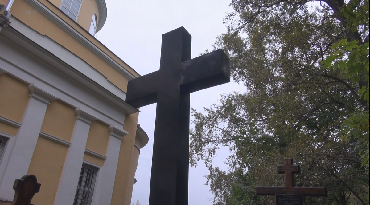  Калитниковское кладбище, крест на могиле блаженной старицы Ольги