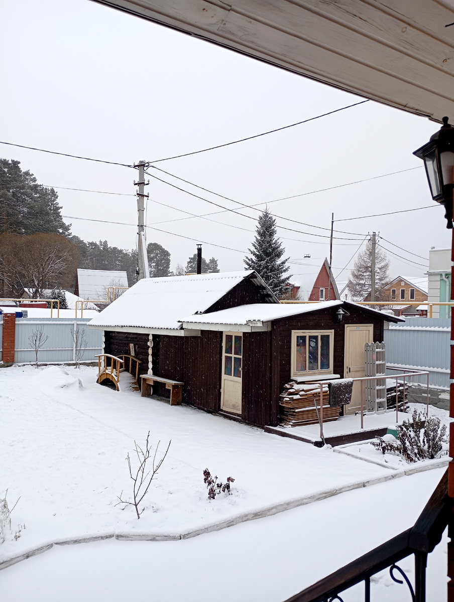 Снега прилично намело.