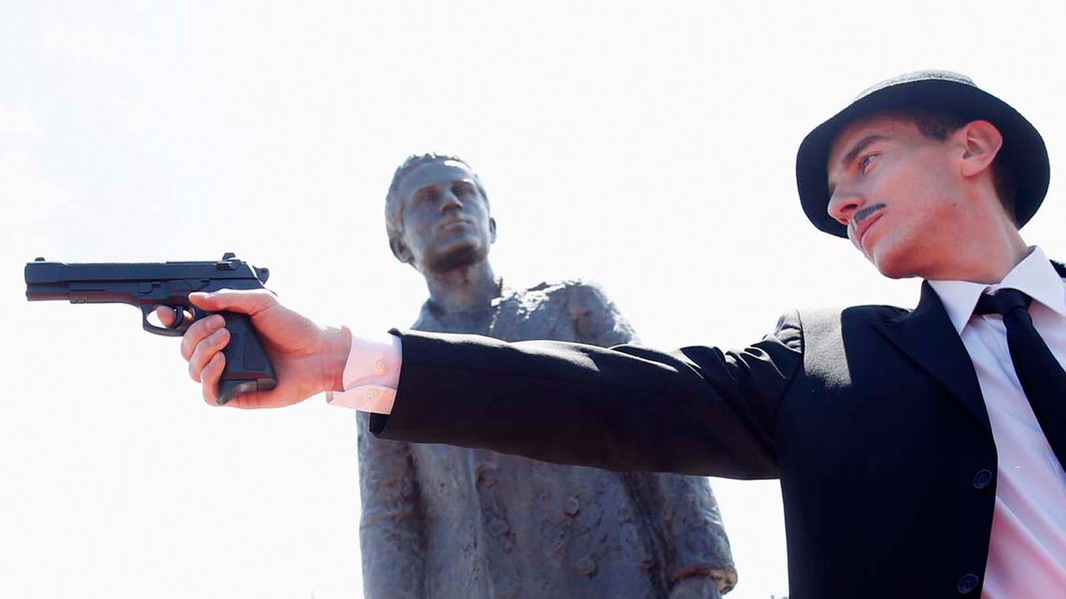 Наши дни. Памятник Гаврило Принципу в Югославии