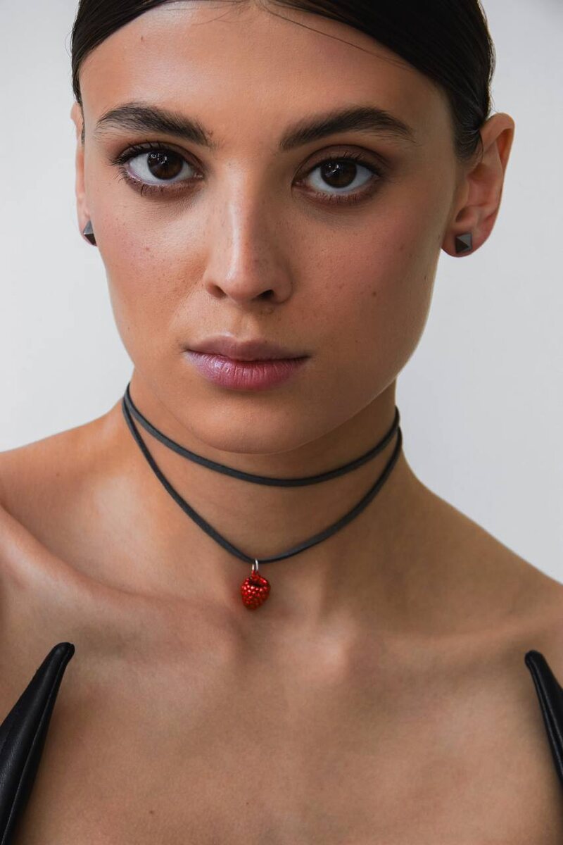 Серебряные серьги-пусеты "ШИПение" black