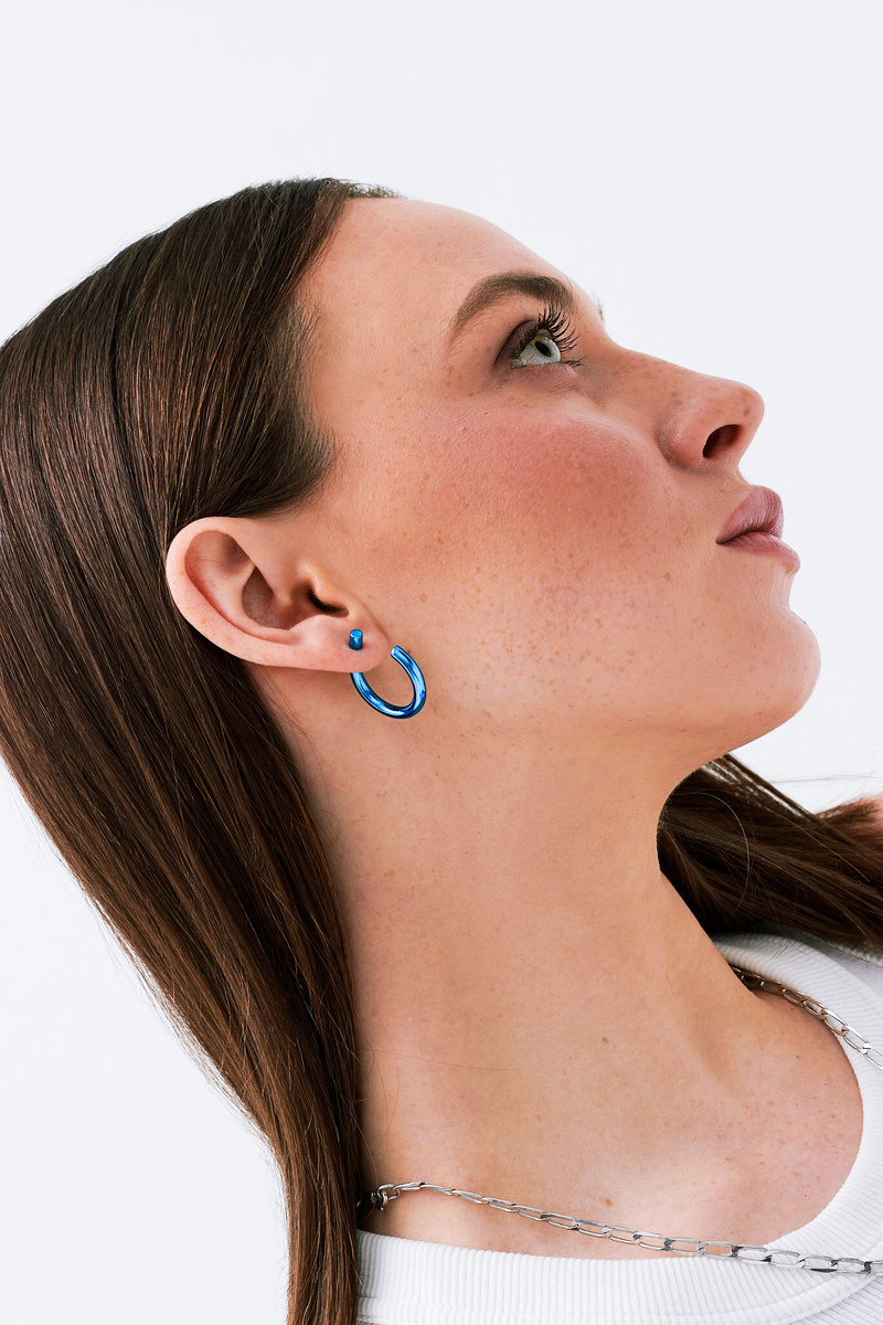 Серебряная моносерьга-хупа "Match" blue
