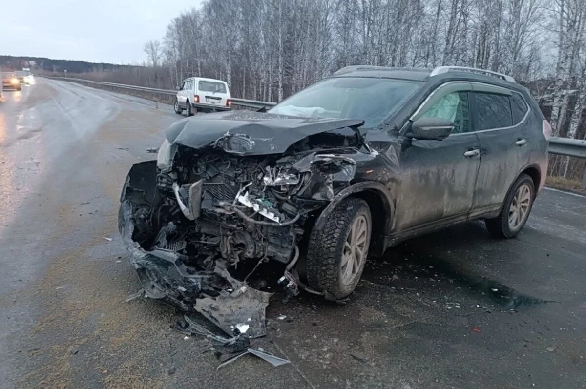    Полиция ищет водителя, который скрылся с места ДТП на томской трассе