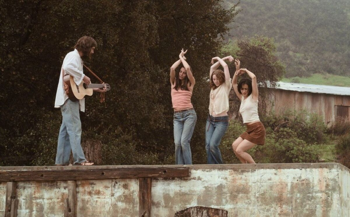 Кадр из фильма "Так сказал Чарли"